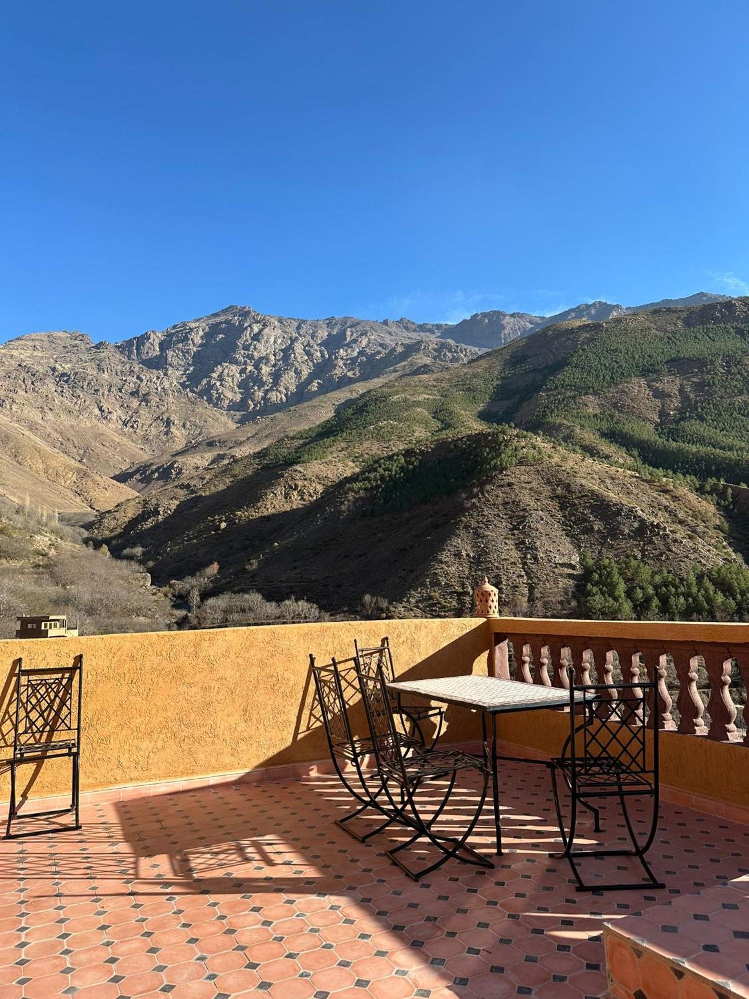 Tamatert Guest House Imlil  Buitenkant foto