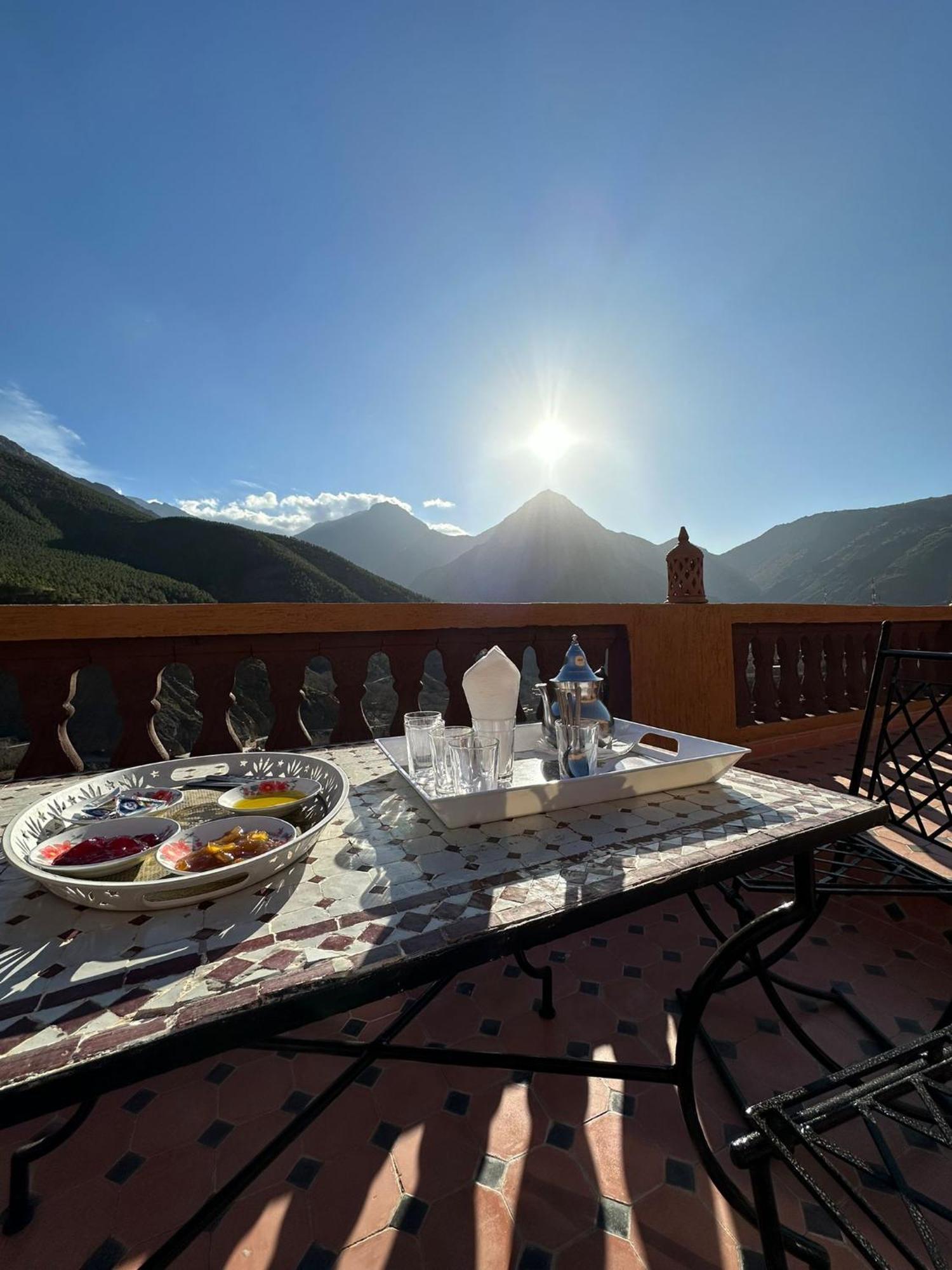 Tamatert Guest House Imlil  Buitenkant foto